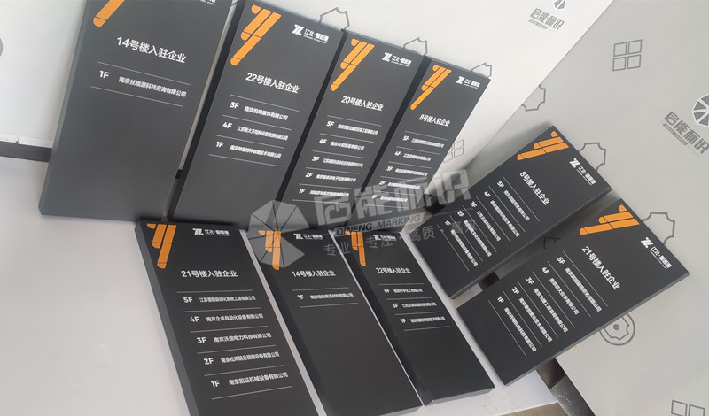 4b23459ee48328bde1f649a3292e29c_副本.jpg